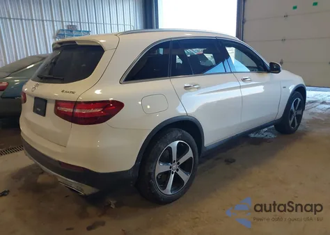 2016 Mercedes-Benz Glc 300 4Matic z USA, uszkodzony, nr VIN WDC0G4KBXGF034840